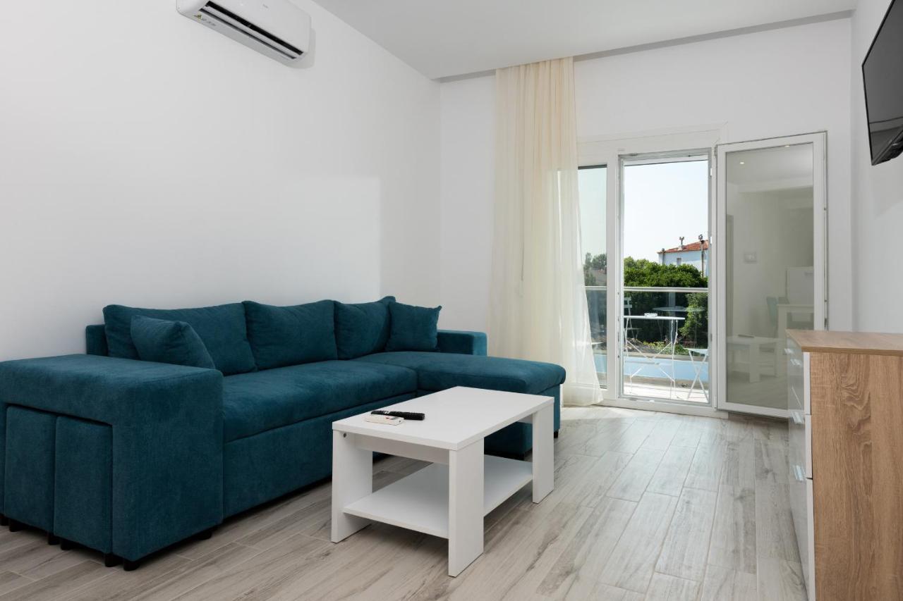 Diamanti Apartments Downtown 리메나스 외부 사진